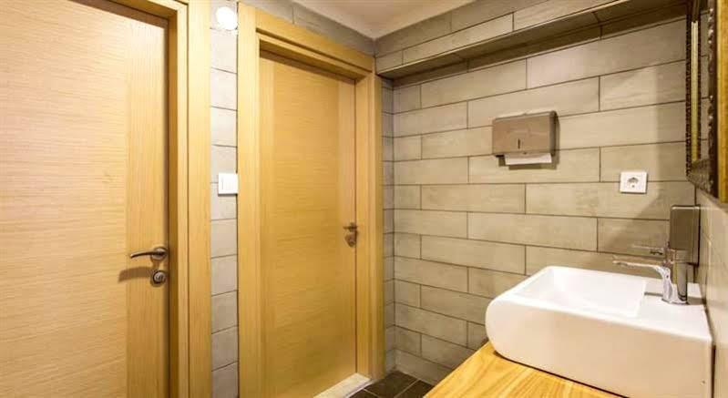 איזמיר Mb City Hotel מראה חיצוני תמונה